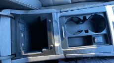 Jaguar F-Pace 2.0 D200 R-Dynamic SE 5dr Auto AWD Diesel Estate